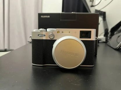 Fujifilm X100VI – Latest Compact Premium Camera, Excellent Condition 📸