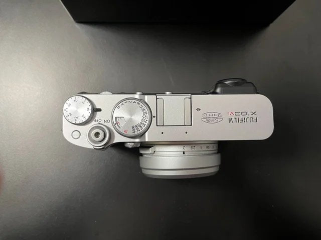 Fujifilm X100VI – Latest Compact Premium Camera, Excellent Condition 📸